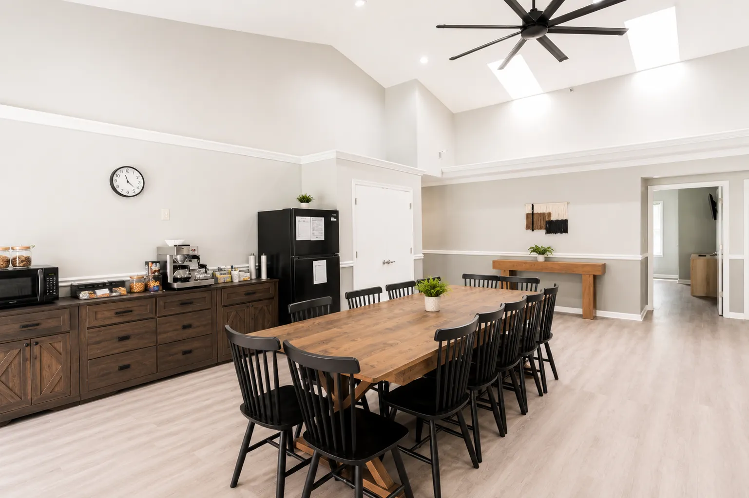 Living room and common area